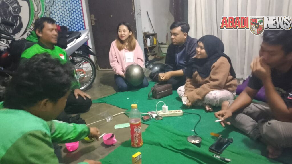 Driver Ojol Jujur Kembalikan Barang Berharga