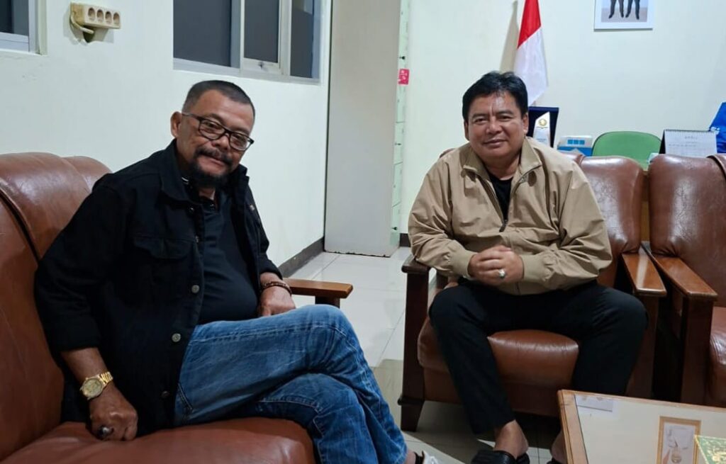 Ketua Komite SMPN 1 Garut H. Delit Suparman Apresiasi Lima Murid Kelas VII Berprestasi di Berbagai Ajang